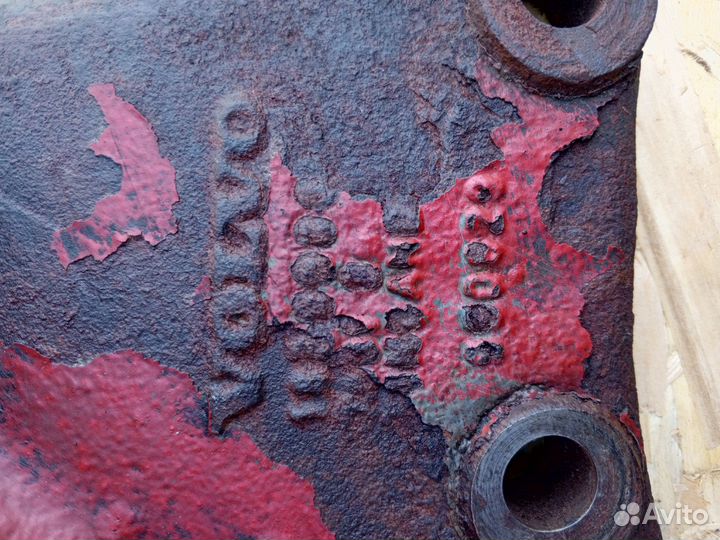 Кронштейн гура Вольво фш 12