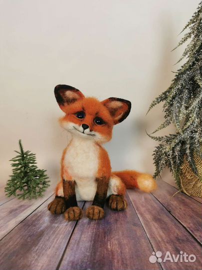 Лисичка из шерсти