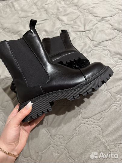 Ботинки женские зимние 40 размер новые