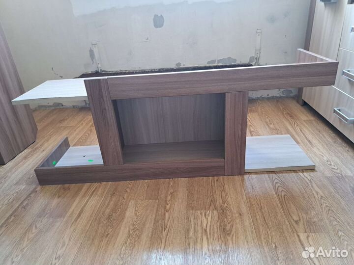 Полочка настенная деревянная