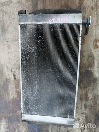 Радиатор двс Toyota Prius NHW20