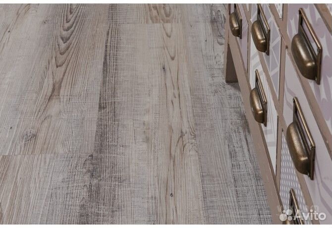 Виниловый ламинат Stronghold