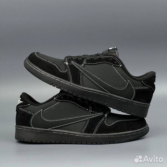 Nike Black Phantom lux