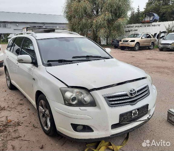 Toyota Avensis T25 2006 г по запчастям