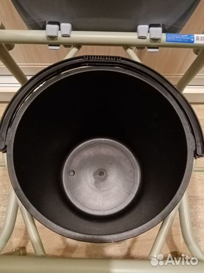 Санитарный стул-туалет