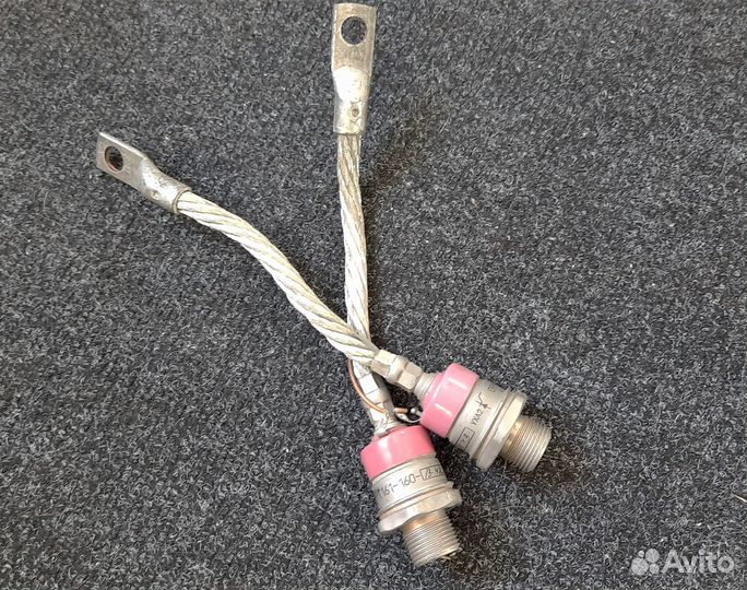 Тиристор силовой Т161-160 ухл2