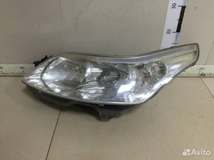 Фара левая Citroen C4 2005-2011