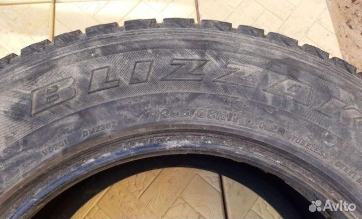 Bridgestone Blizzak DM-V1 265/65 R17