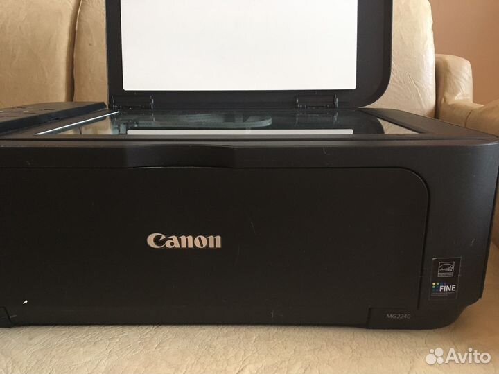 Струйное цветное мфу Canon Pixma MG2240