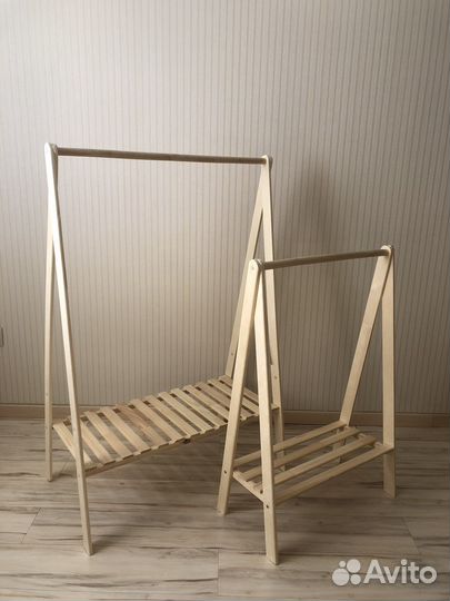 Вешалка для одежды напольная