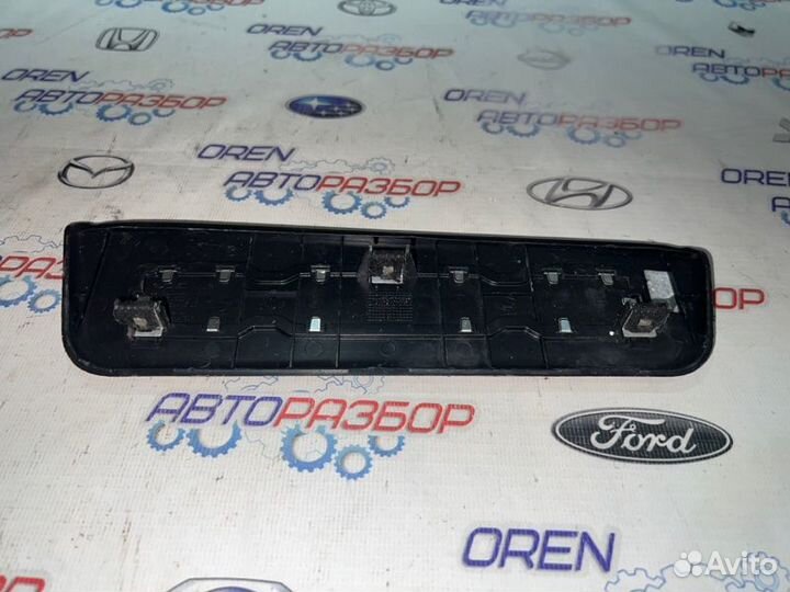 Накладка на порог салона задняя левая Kia Sportage