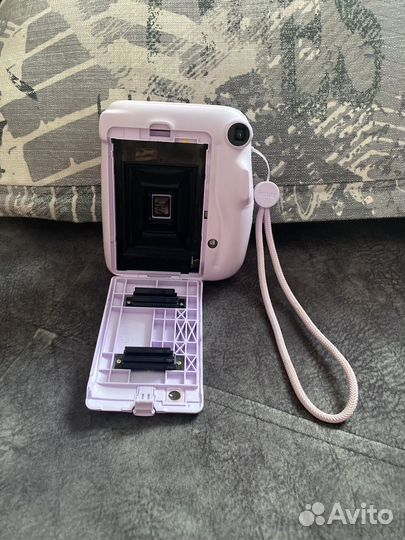 Фотоаппарат instax mini 11