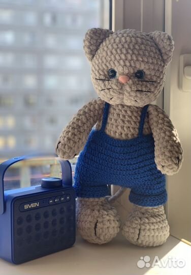 Вязаные игрушки Зайчик, Котик