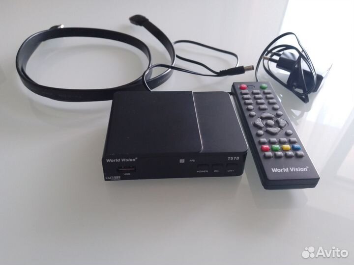 Цифровой эфирный DVB-T2 тюнер World Vision T57D
