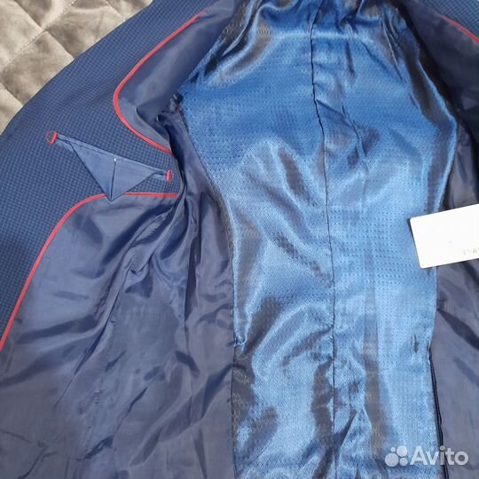 Костюм для мальчика новый