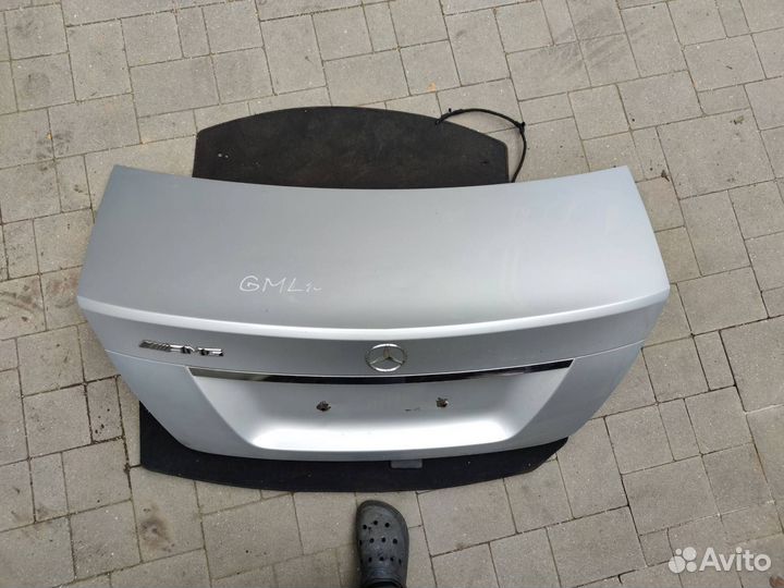 Крышка (дверь) багажника Mercedes-Benz C-Класс