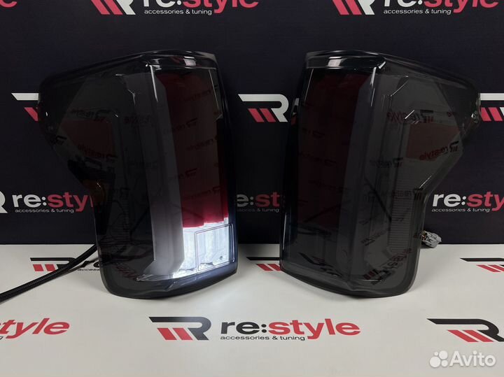 Стопы Toyota Tundra 07-13г Дымчатые LED