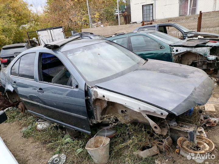 Кузов по частям для VW Bora 1997-2005