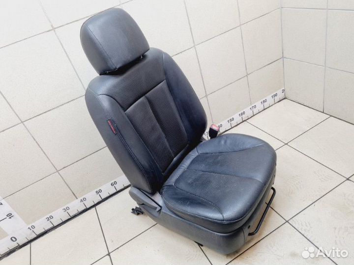 Сиденье переднее правое Hyundai Santa Fe 2 рест