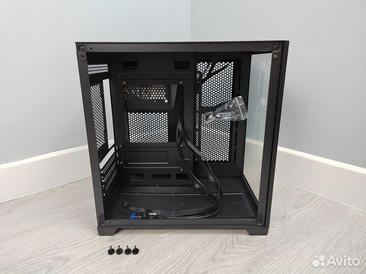 Игровой корпус прозрачный для пк черный