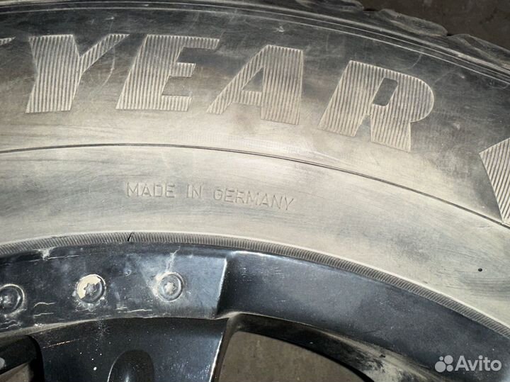 Зимние колеса на Cadillac Escalade R20 в сборе