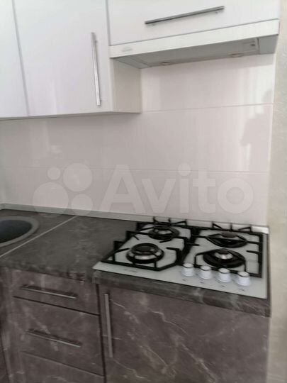 2-к. квартира, 54 м², 1/3 эт.