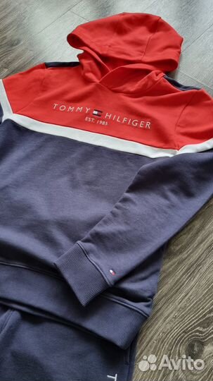 Tommy Hilfiger спортивный костюм женский