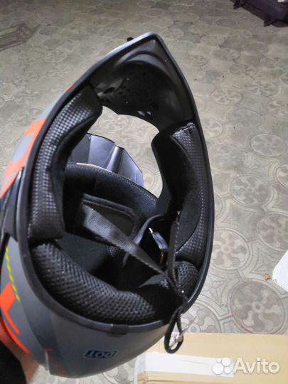 Шлем для мотокросса