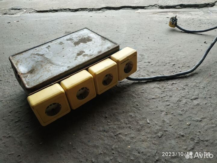 Прибор для мигания гирлянд