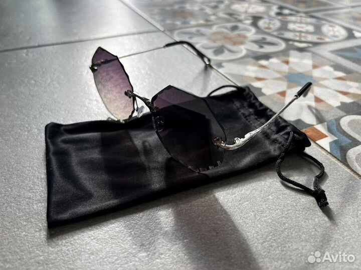 Солнцезащитные очки стекло