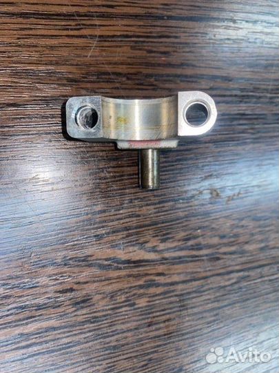 Бугель вала подъема клапанов Peugeot 408 T73 1.6