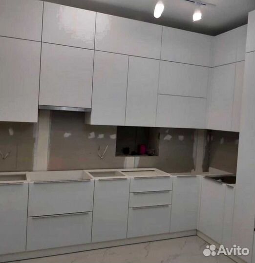 Кухонные гарнитуры