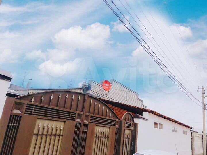 Дом 160 м² на участке 11 сот.