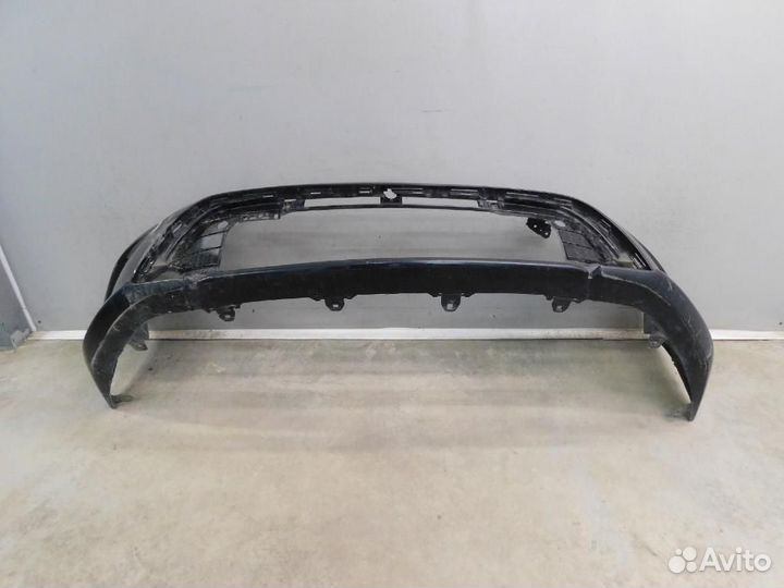 Бампер передний Toyota Camry