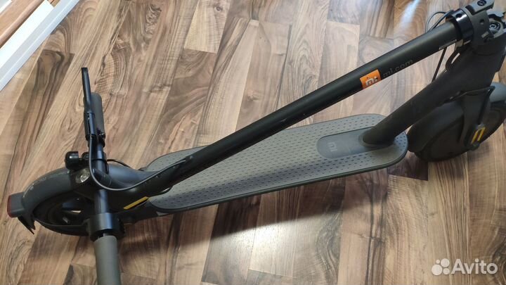 Электросамокат Xiaomi Essential