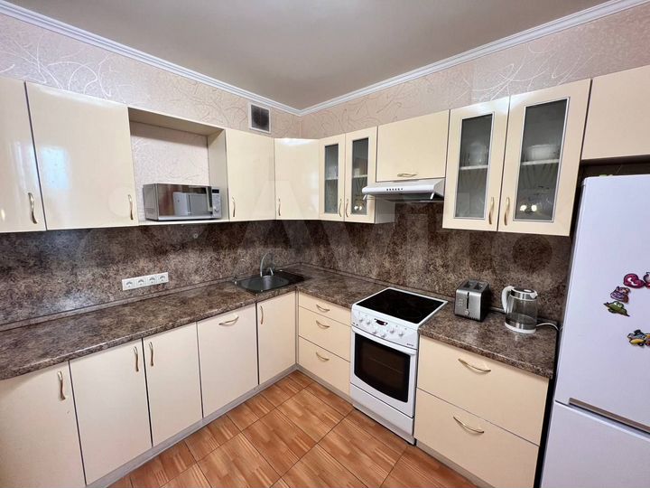 2-к. квартира, 60 м², 9/25 эт.