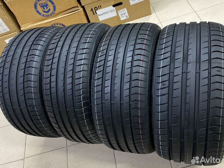 Triangle EffeXSport TH202 225/40 R18 и 255/35 R18 94Y