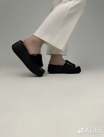 Шлепанцы женские 38 размер черные