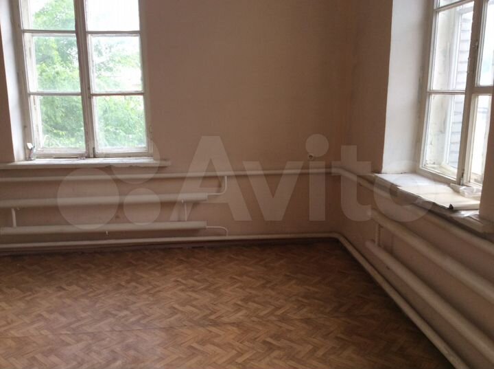 Помещение свободного назначения, 433 м²