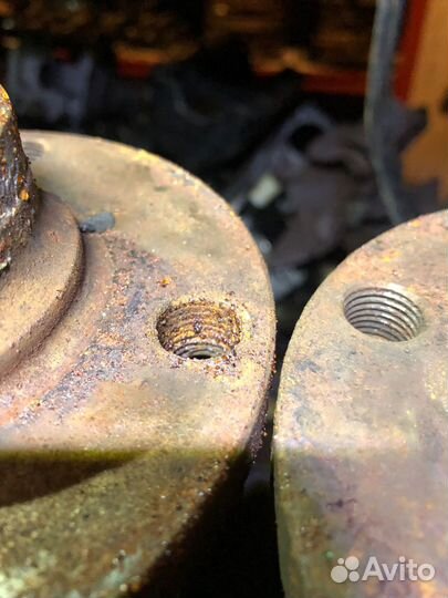 Задняя ступица Audi 80B3 80B4 100c3