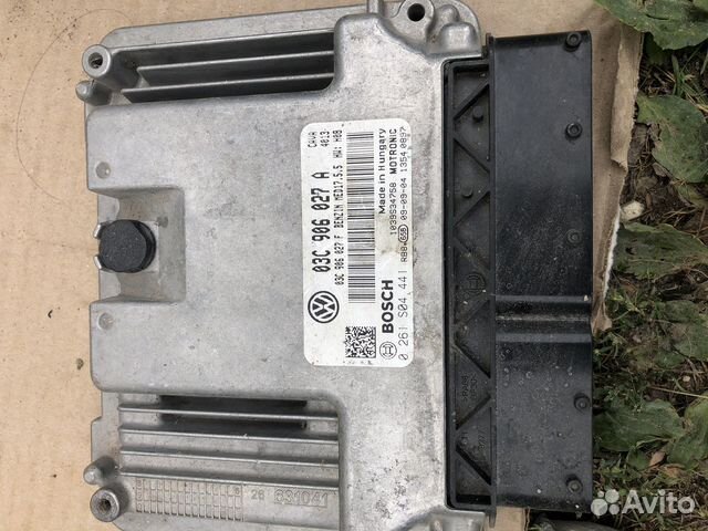 Блок управления двигателем на wv Tiguan