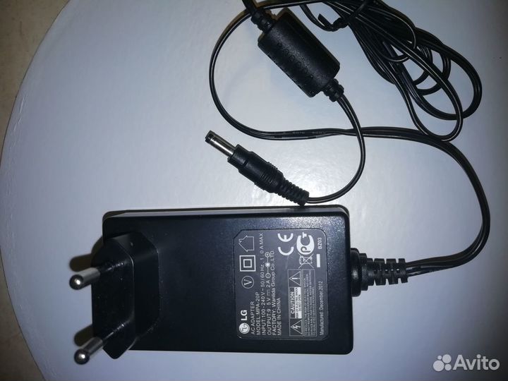 Зарядное устройство LG mpa-20p