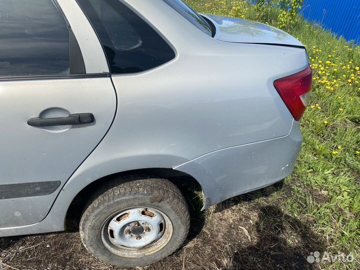 Крыло заднее левое на LADA Granta 1 (2190) седан