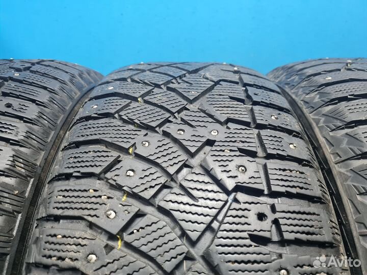 Nitto Therma Spike 235/55 R19 88T