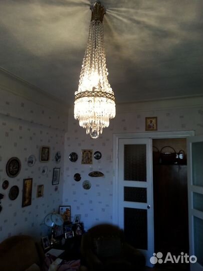 Антиквариат продам. Хрустальную люстру 19 века