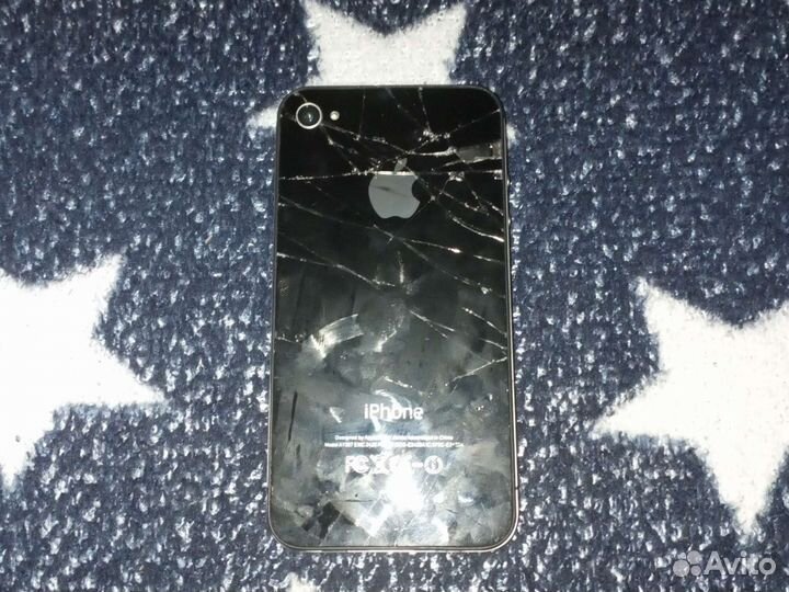 Телефон iPhone 4s