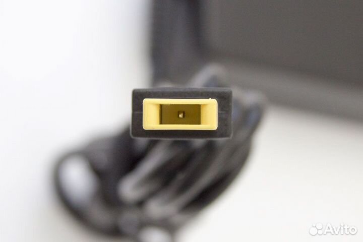 Зарядное устройство для ноутбука Lenovo 20V 3.25A