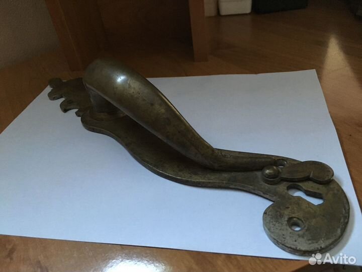 Ручка дверная старинная большая латунная