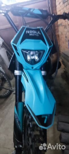 Regulmoto seven medalist 150 pro