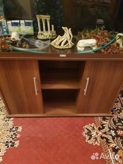 Продам немецкий аквариум Yuwel 240